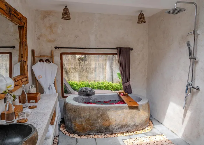 Hoshi Jungle By Dhananjaya Hospitality ホテル 4*