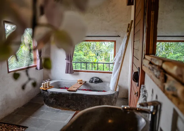 Hoshi Jungle By Dhananjaya Hospitality テガララン